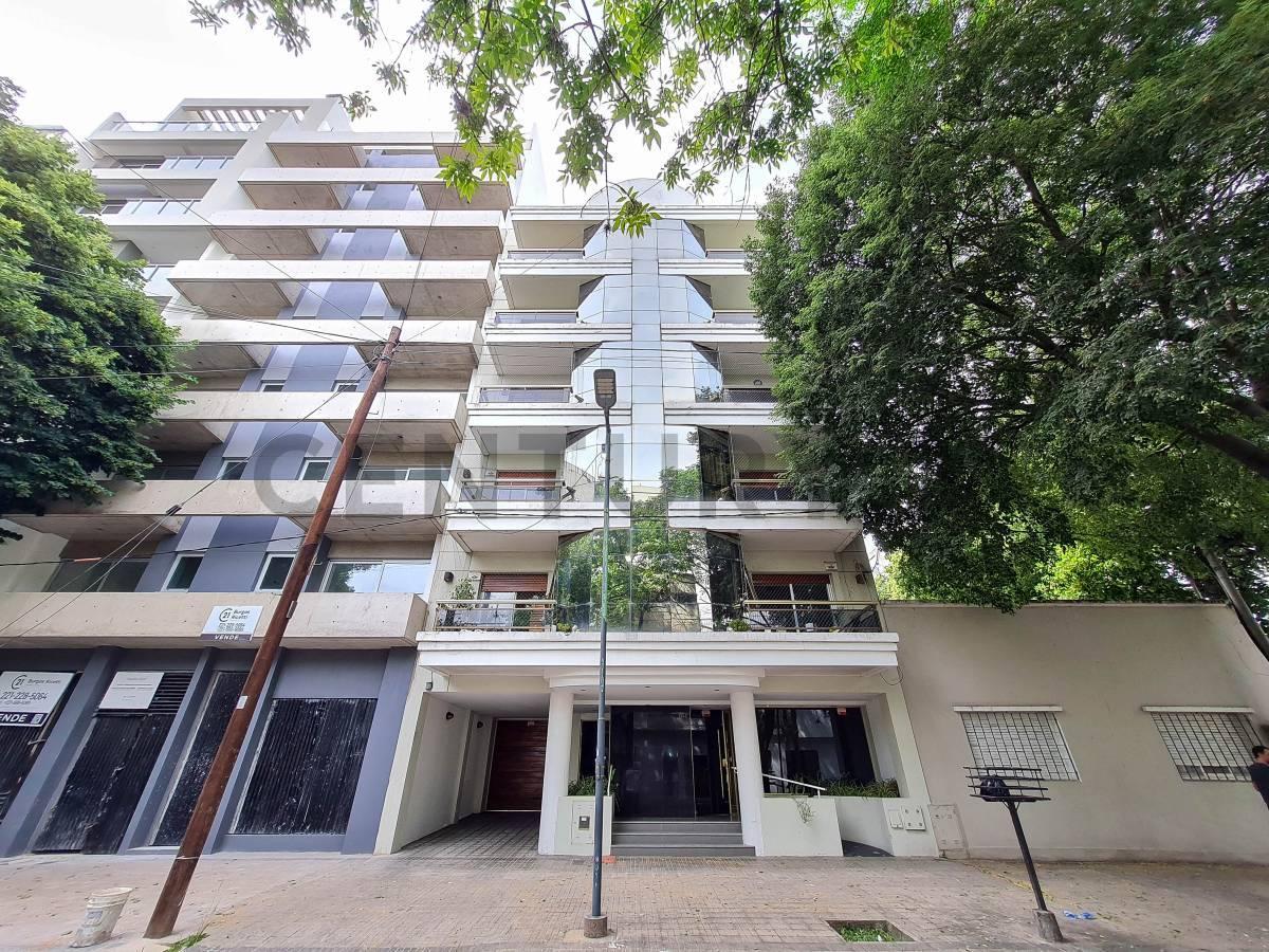 Foto de PISO EN VENTA DE 3 DORMITORIOS CON COCHERA, imagen 1