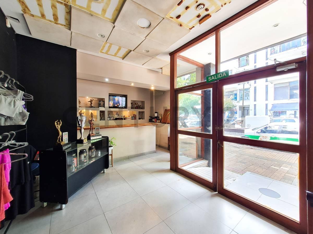 Foto de OPORTUNIDAD DE INVERSION- LOCAL COMERCIAL 42 E/ 4 Y 5, imagen 2
