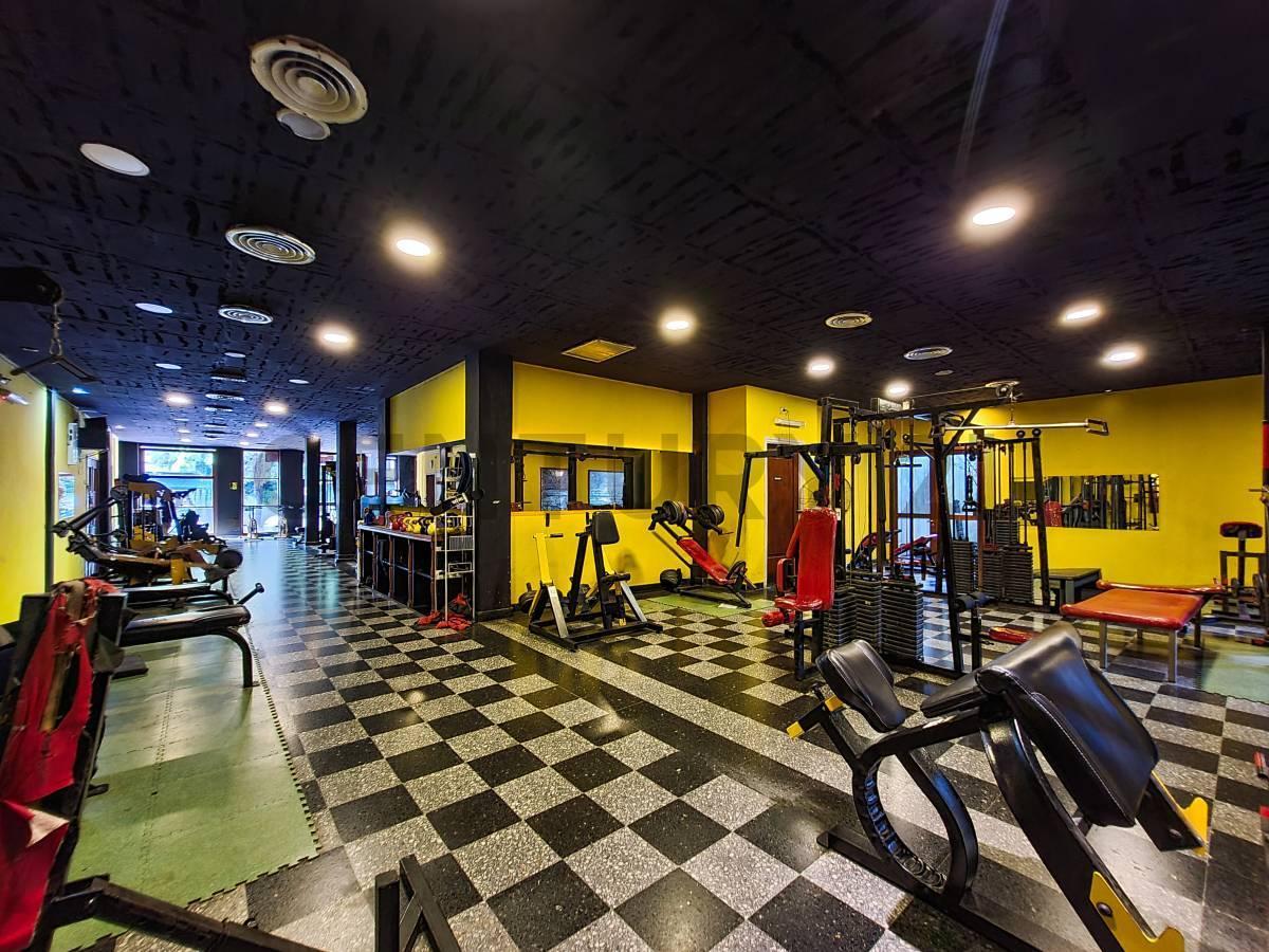 Foto de OPORTUNIDAD DE INVERSION- LOCAL COMERCIAL 42 E/ 4 Y 5, imagen 3