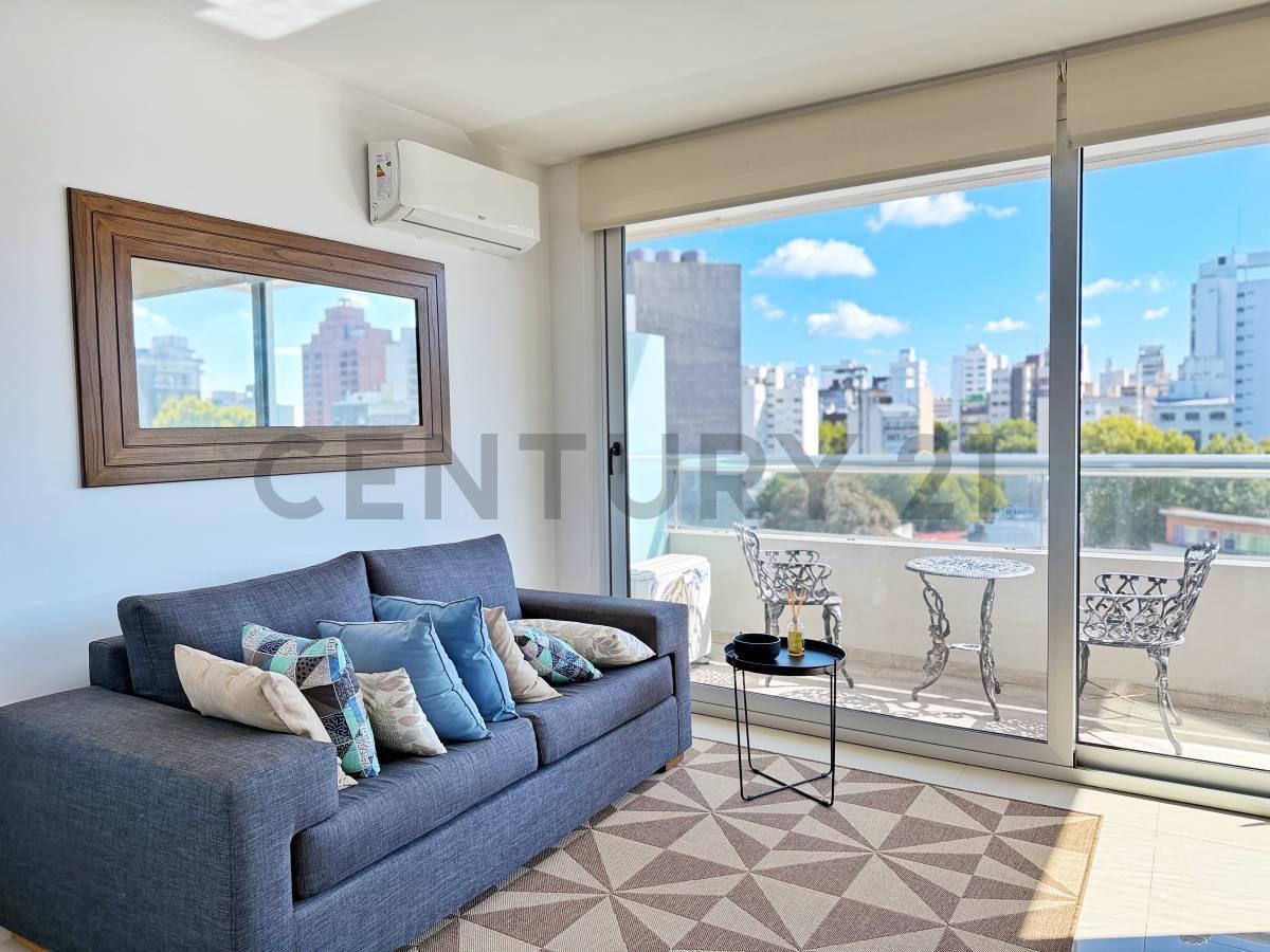 Foto de Departamento de 2 dormitorios y cochera en venta en La Plata, imagen 3