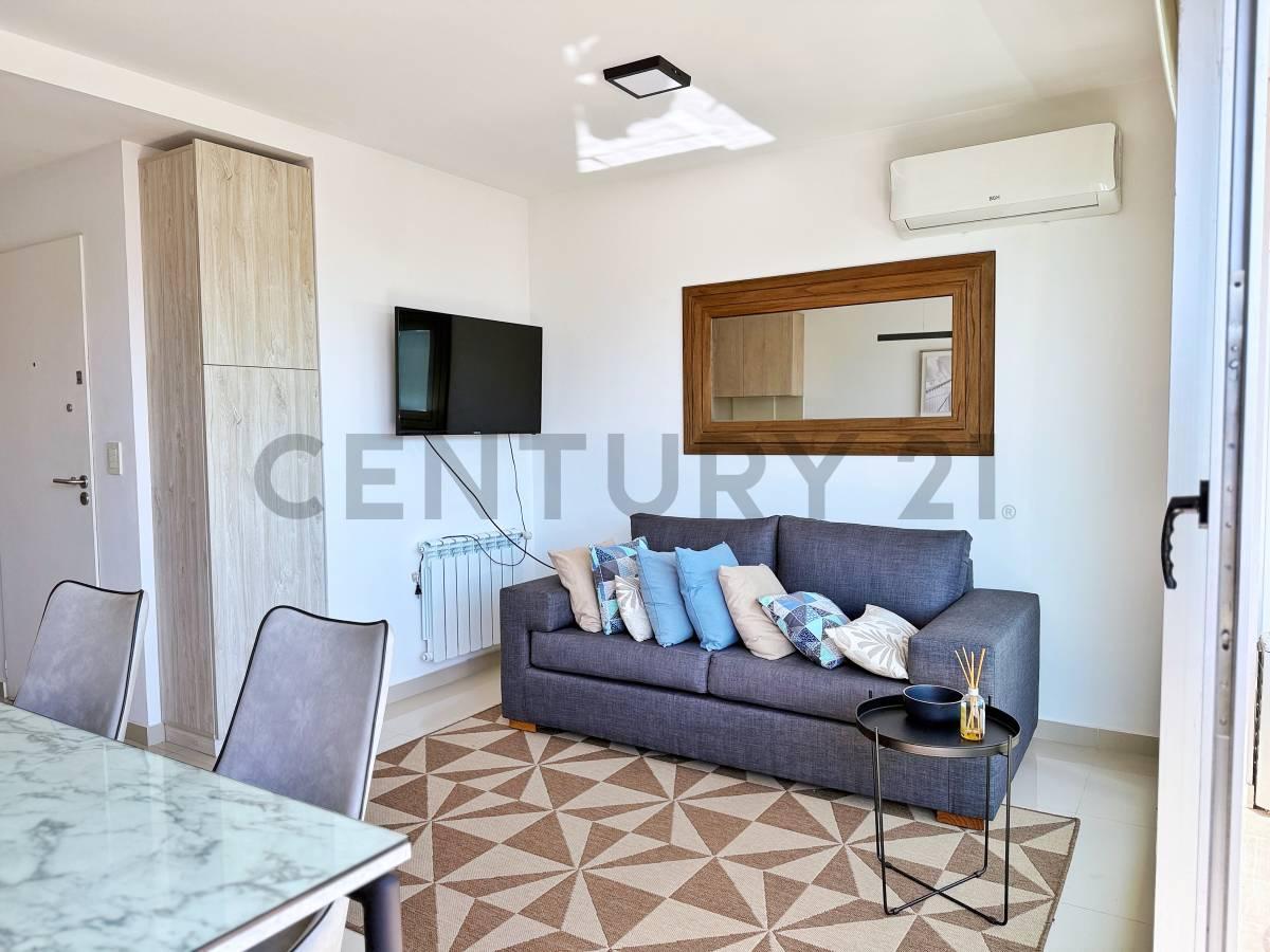 Foto de Departamento de 2 dormitorios y cochera en venta en La Plata, imagen 5