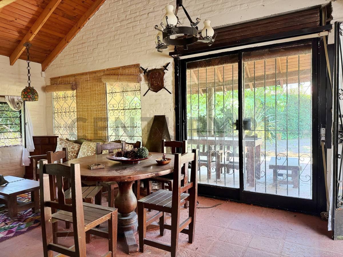 Foto de CASA DE 2 DORMITORIOS CON PILETA EN CITY BELL EN VENTA, imagen 4