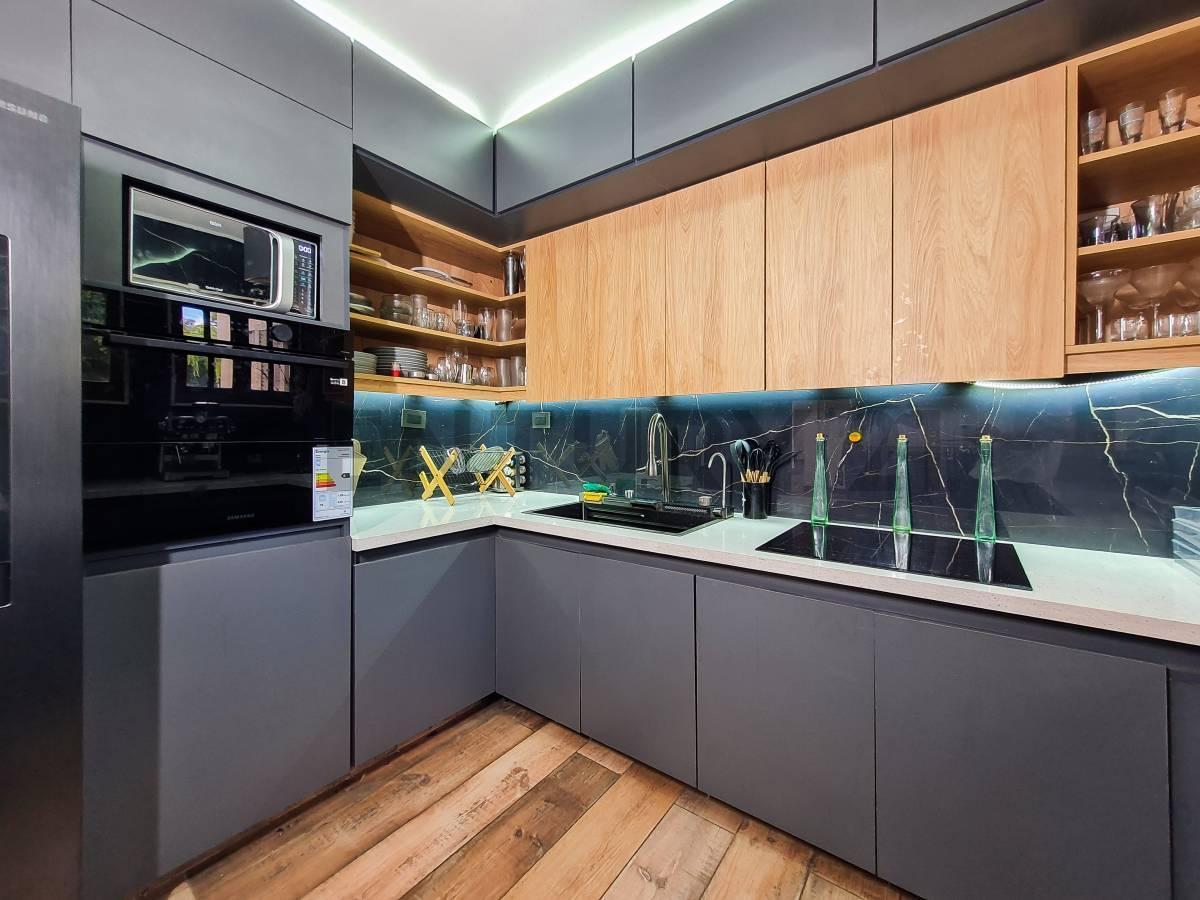 Foto de Casa amoblada en venta de 3 dormitorios con pileta y garaje, imagen 1