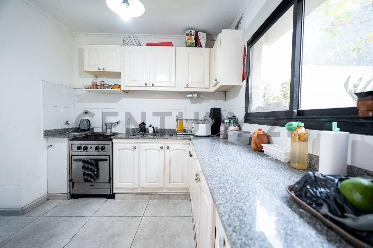 Foto de CASA DE 3 DORMITORIOS CON PATIO EN VENTA EN LA PLATA, imagen 3