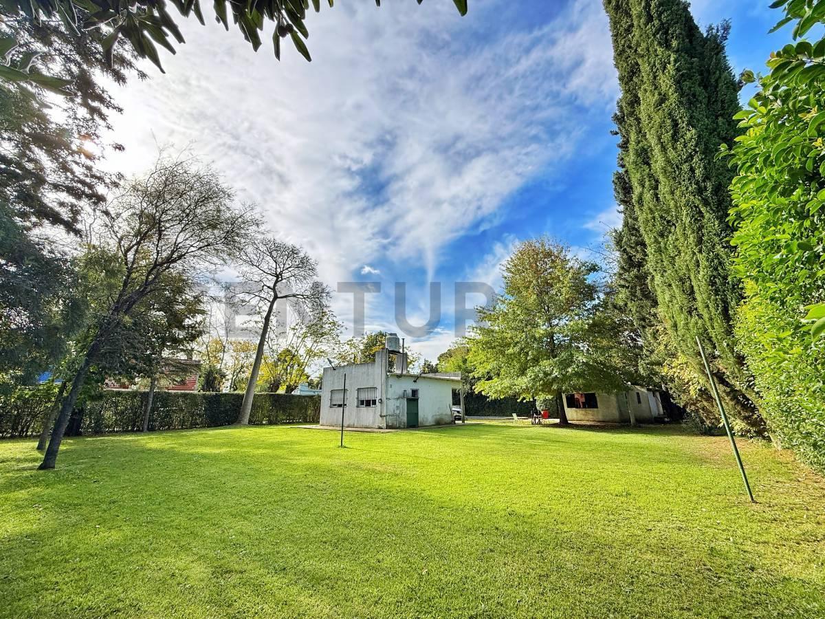 Foto de Venta de Casa ( casa quinta) en Arturo Segui, imagen 1