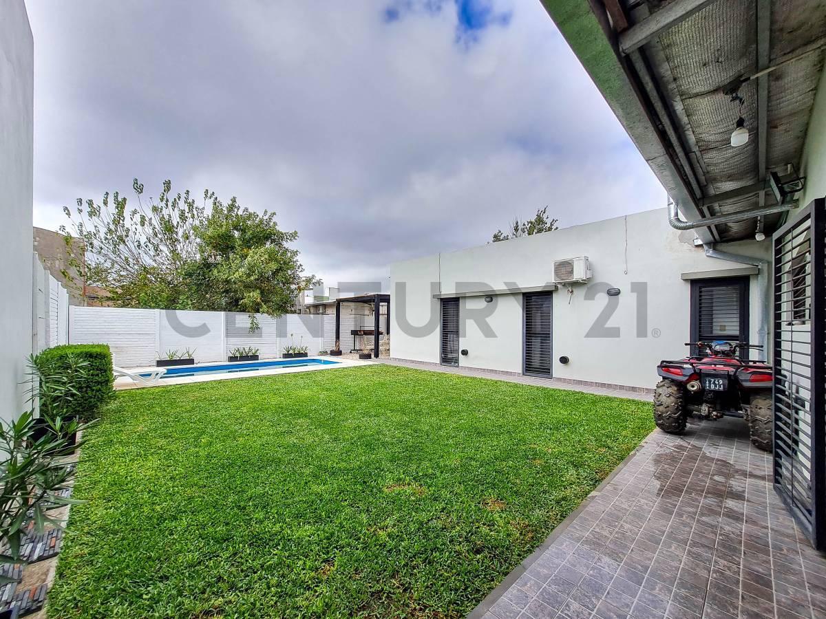Foto de CASA EN VENTA con 3 dormitorios + estudio en 49 e/ 173 y 174, Olmos, imagen 5
