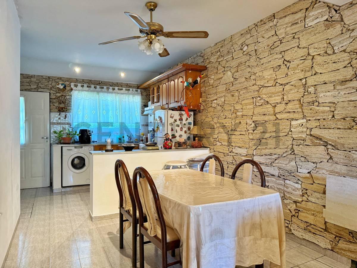 Foto de CASA EN VENTA EN LA PLATA 2 DORMITORIOS, imagen 2