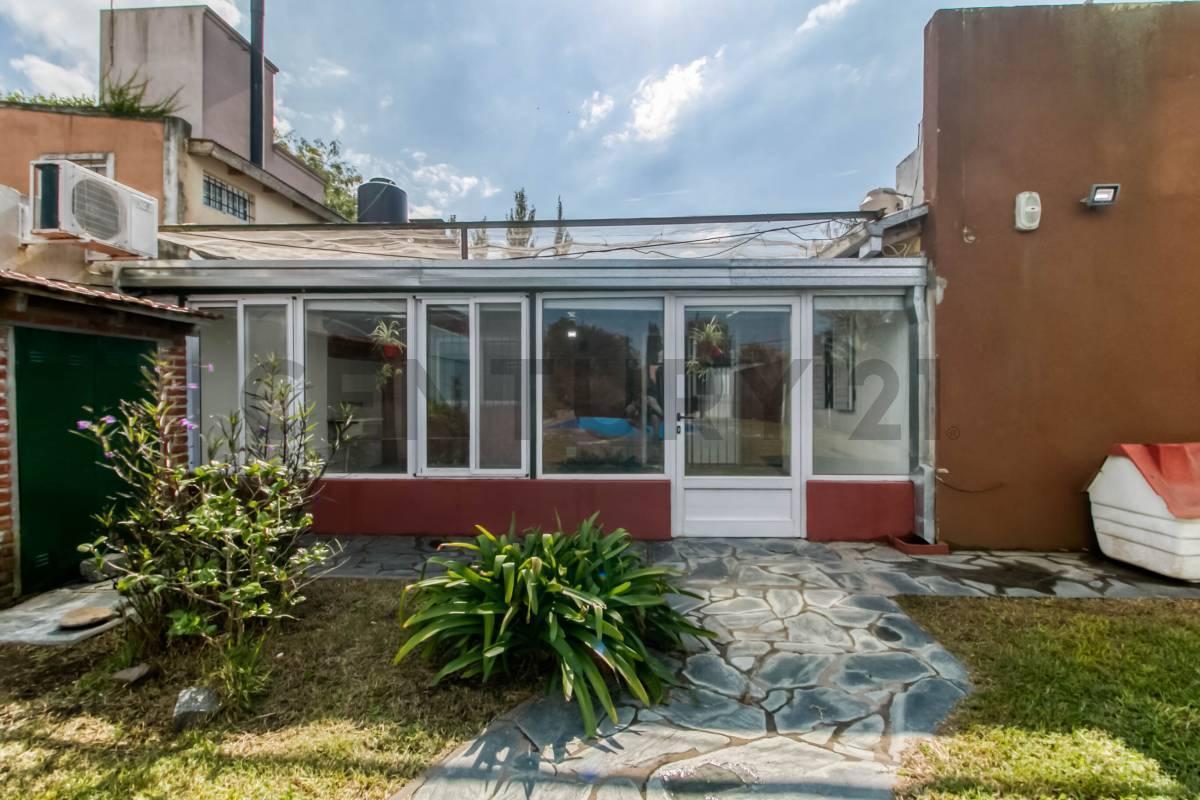 Foto de Casa en Venta – City Bell, calle 30 entre 454 y 455, imagen 2
