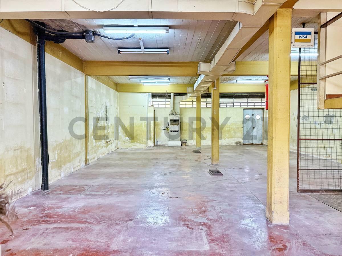 Foto de Local comercial en venta en La Plata., imagen 2