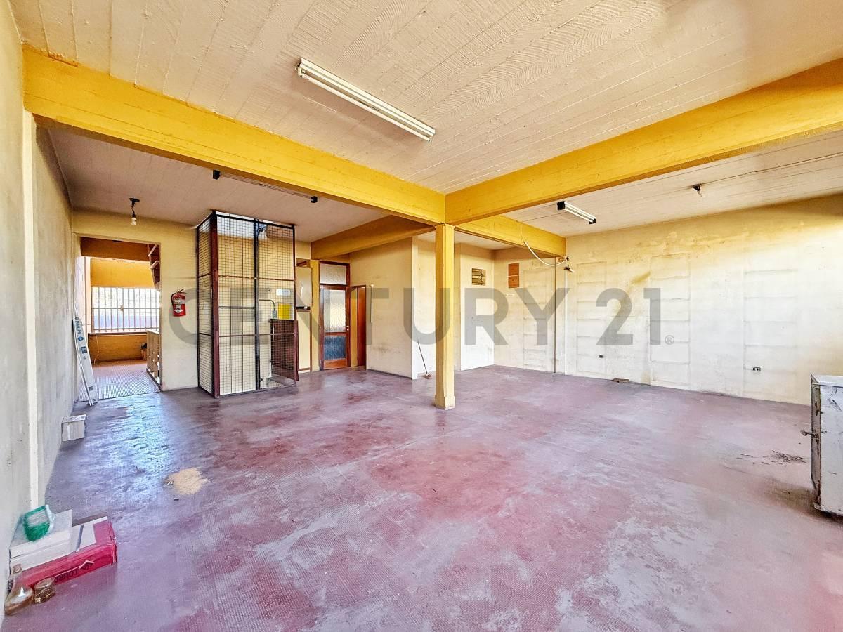 Foto de Local comercial en venta en La Plata., imagen 4
