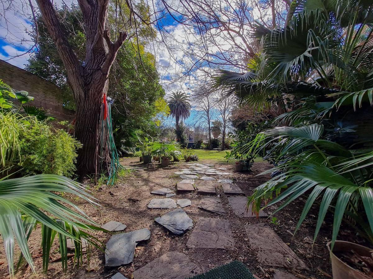 Foto de Lote en venta en La Plata, imagen 3