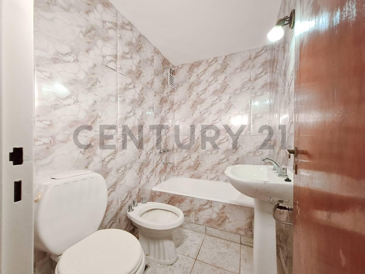 Foto de Venta departamento 3 dormitorios-Céntrico, imagen 2