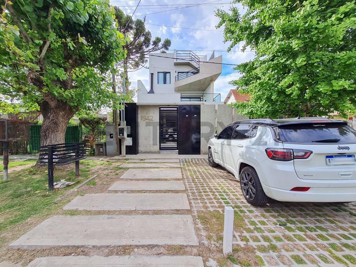 Foto de DEPARTAMENTO EN VENTA DE 2 DORMITORIOS EN GONNET, imagen 1
