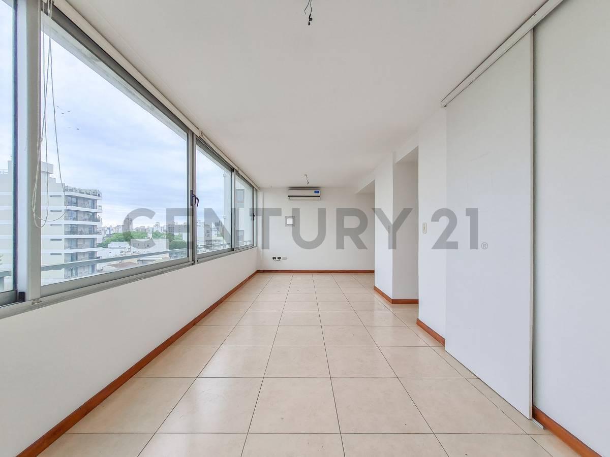 Foto de DEPARTAMENTO 1 DORMITORIO EN VENTA Calle 19 e/ 37 y Plaza Güemes, imagen 3