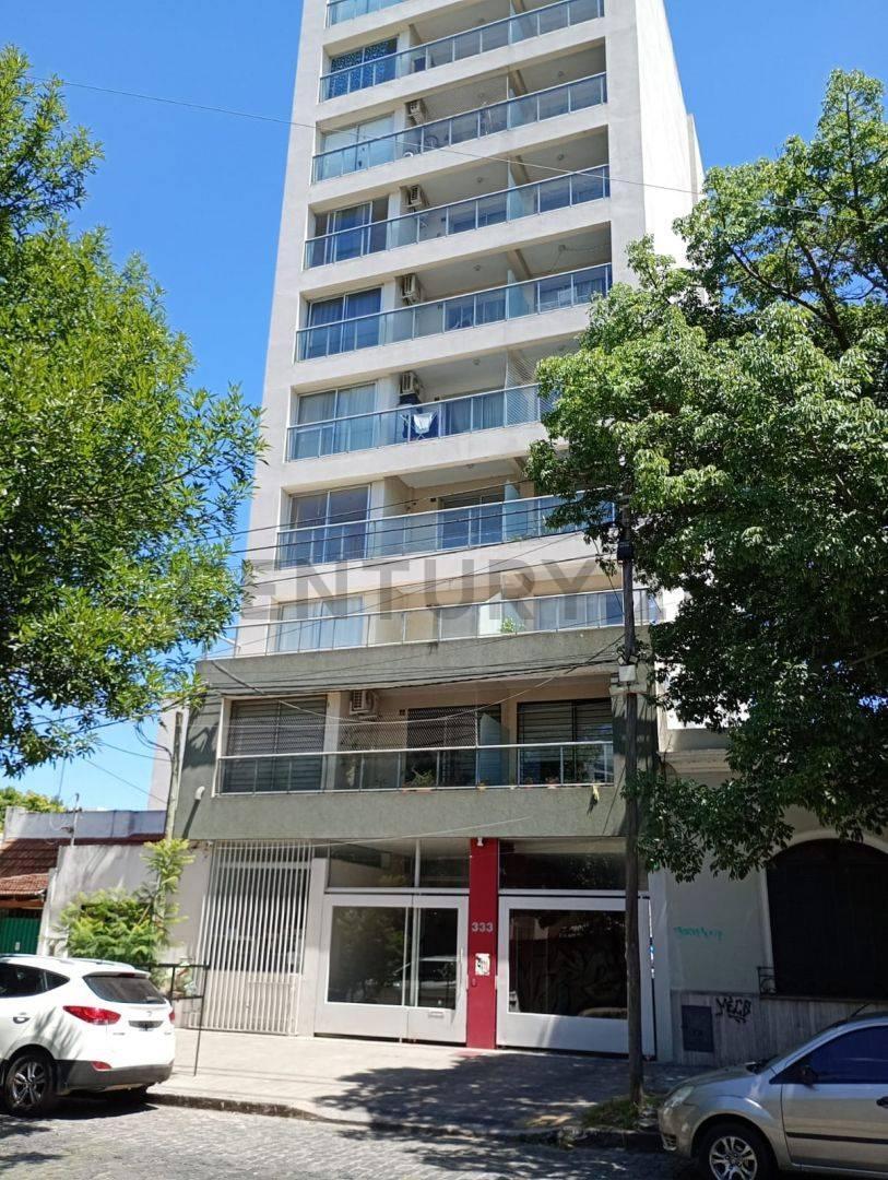 Foto de Local en venta en La Plata, imagen 1