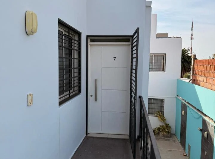 DEPARTAMENTO UN DORMITORIO CON COCHERA 3
