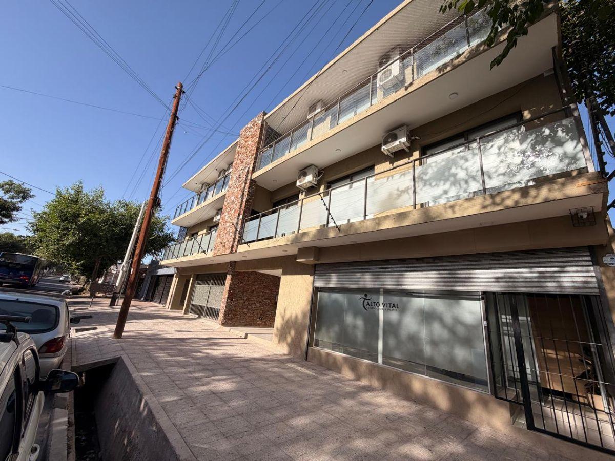 Departamento de 75 m² con 2 dormitorios en venta en Godoy Cruz