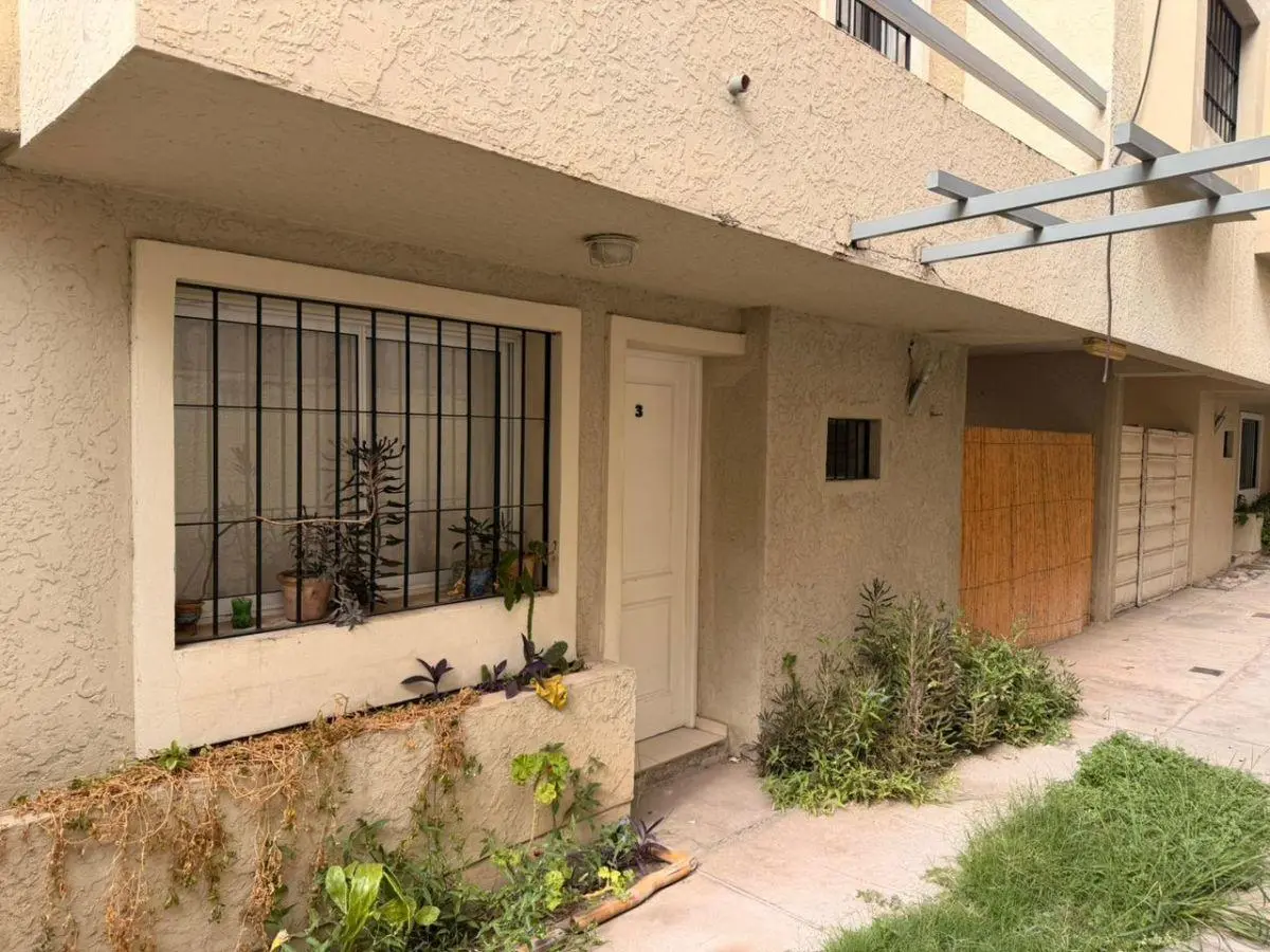 Duplex de 2 dormitorios en venta en Godoy Cruz 3