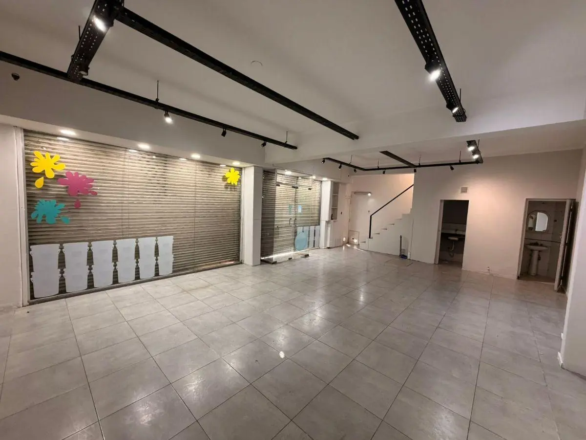 Local comercial de 110 m² en alquiler en Godoy Cruz 3
