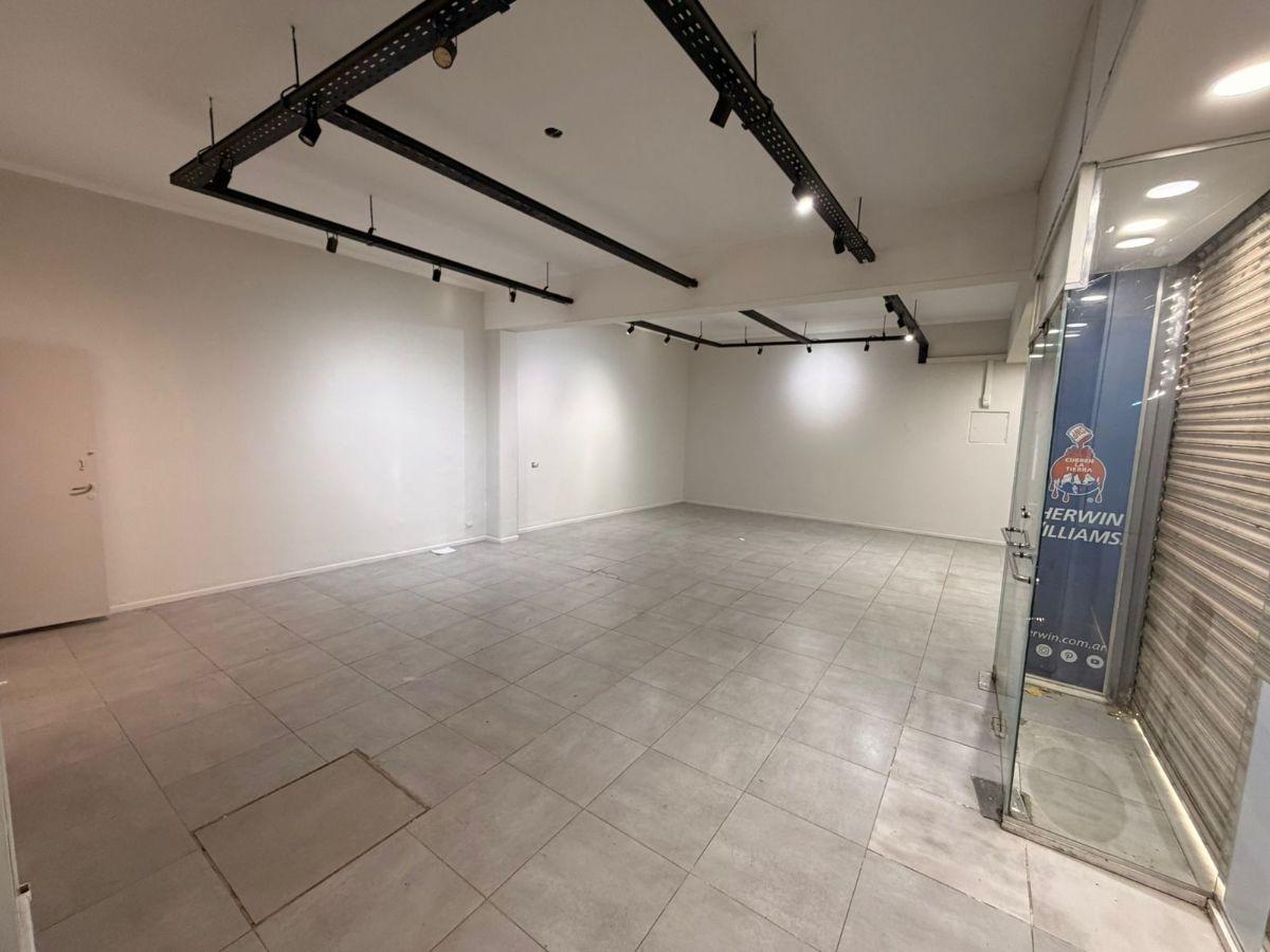 Foto de Local comercial de 110 m² en alquiler en Godoy Cruz, imagen 4