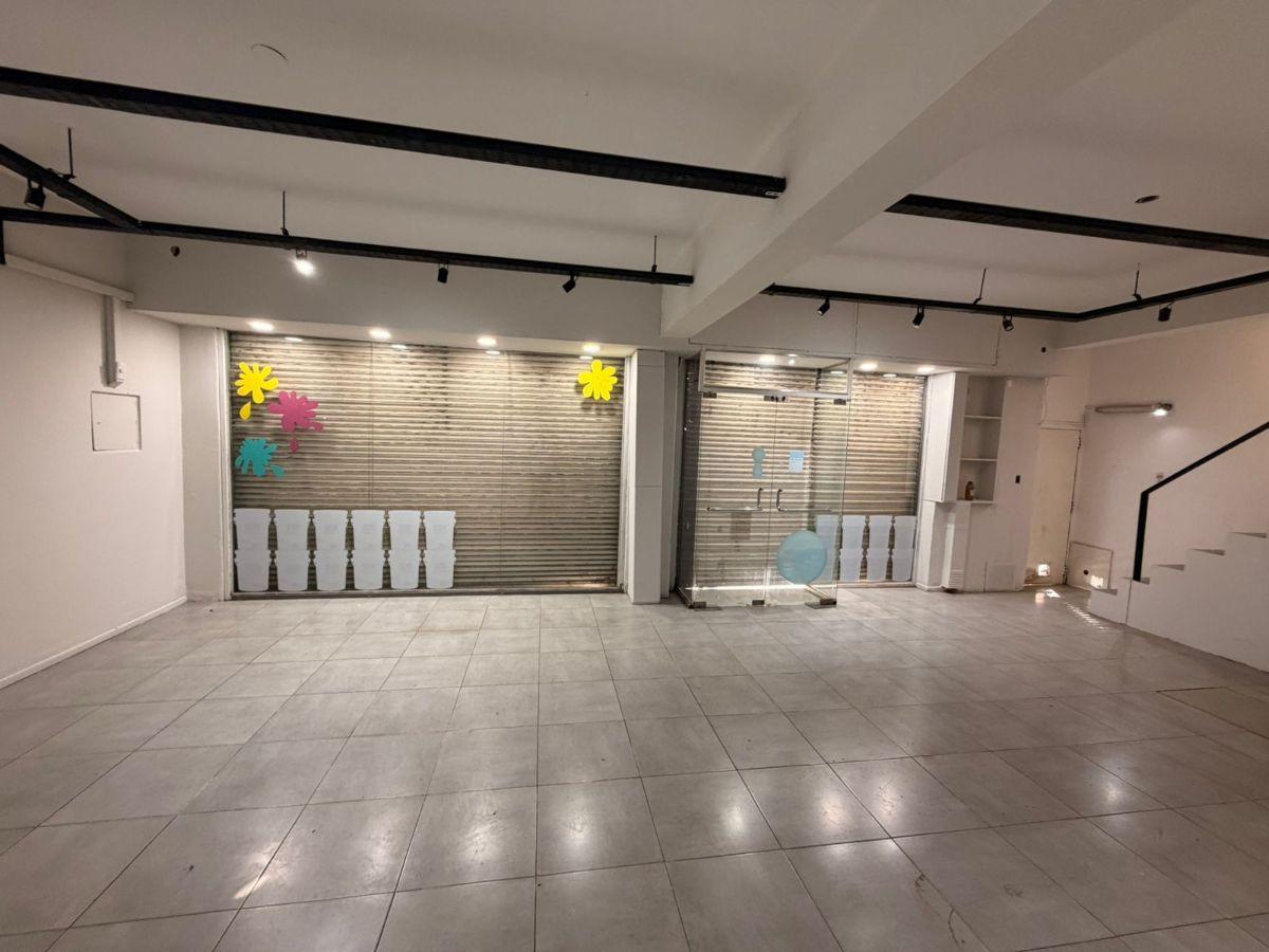 Local comercial de 110 m² en alquiler en Godoy Cruz