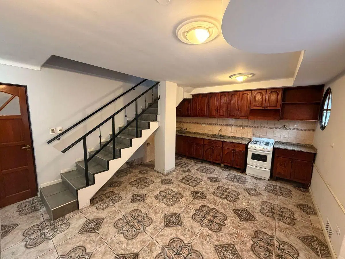Duplex de 2 dormitorios con cochera 5