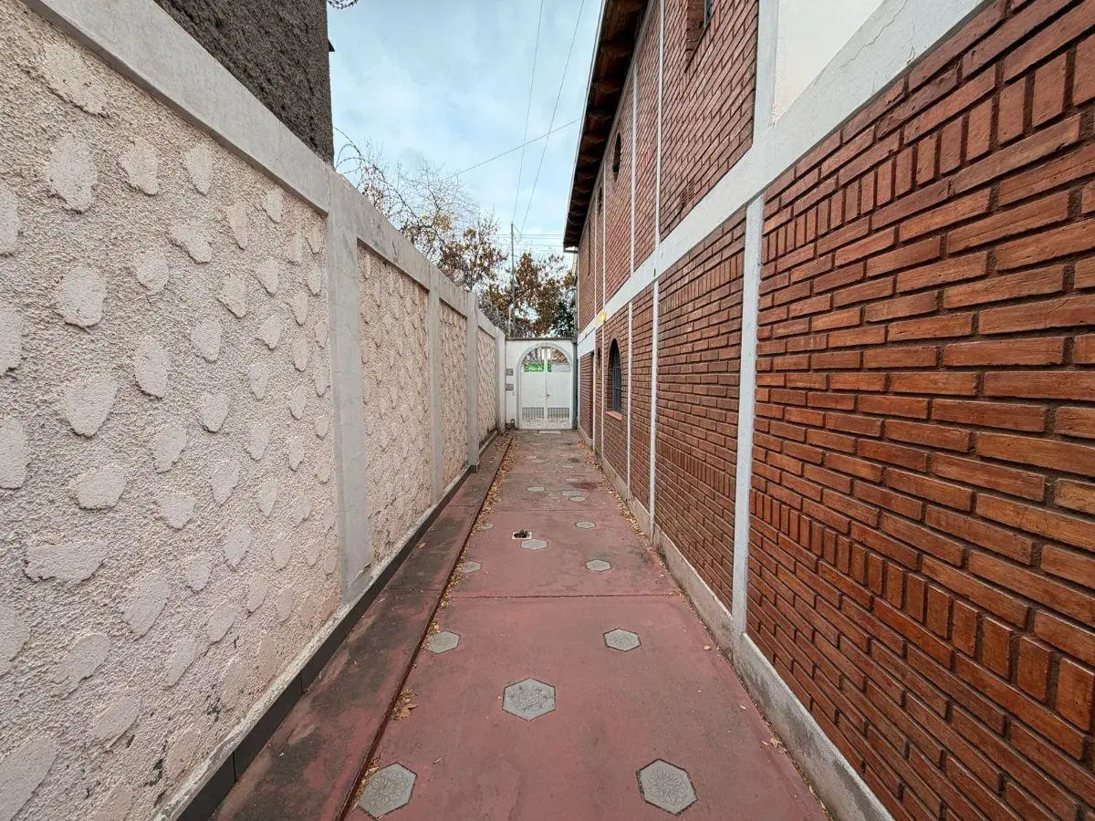 Duplex de 2 dormitorios con cochera 4
