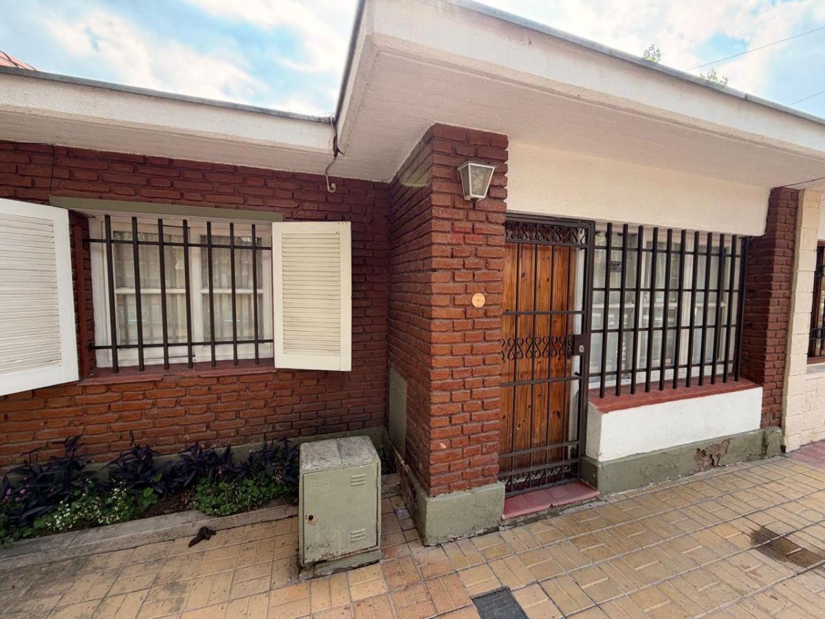 Foto de Casa de 131 m² con 3 dormitorios en venta en Sexta Sección, imagen 1