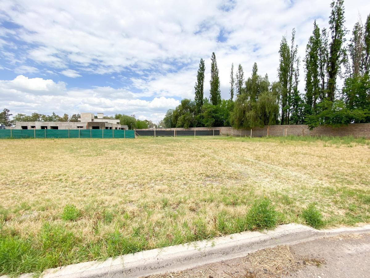Lotes - Barrio Nautilus - Guaymallen 3