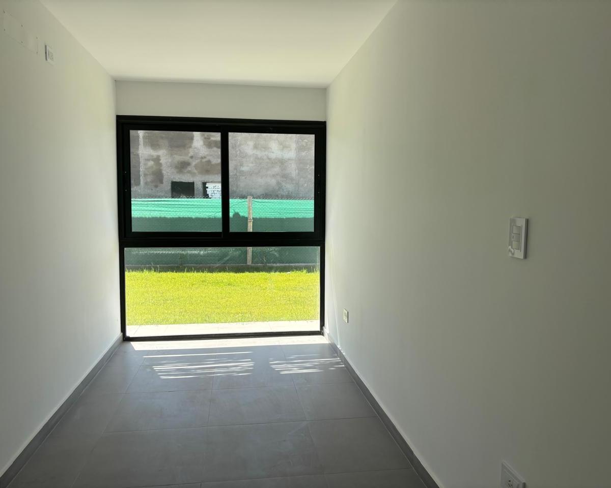 Casa en Venta en El Barrio Lar de Vieytes III 5