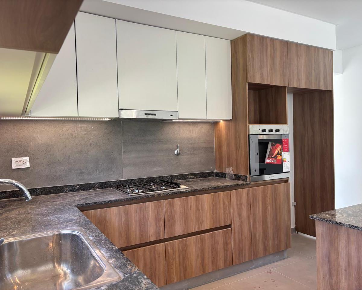 Casa en Venta en El Barrio Lar de Vieytes III 2