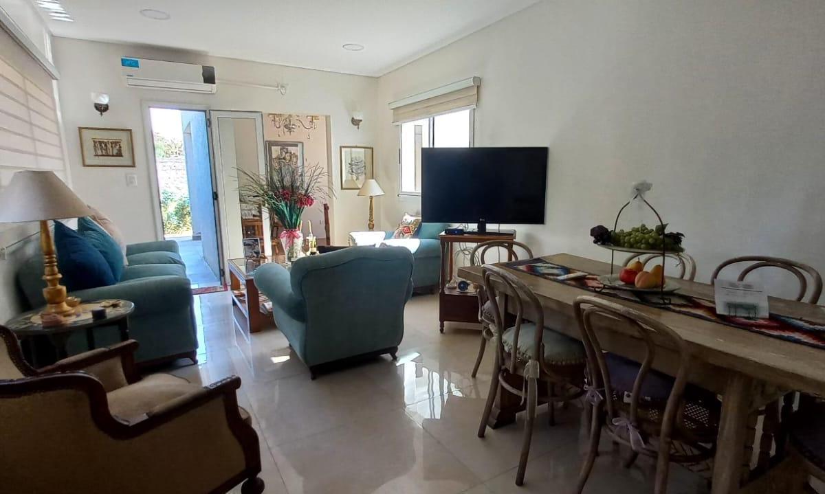 Casa en Barrio Privado Los Carolinos 3