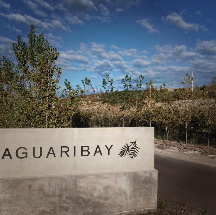 Terreno en Venta Barrio Aguaribay 5