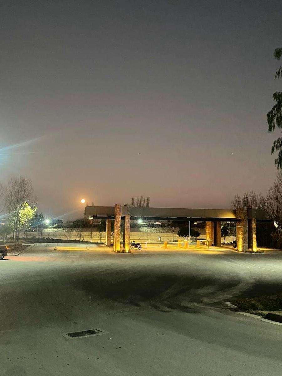 Terreno en Venta Barrio Aguaribay 2