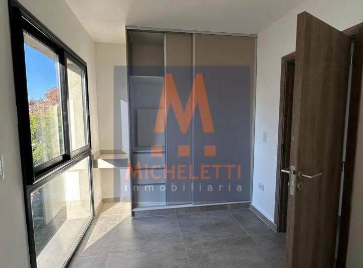 Departamentos en  Venta en Barrio Bombal, Mendoza 4