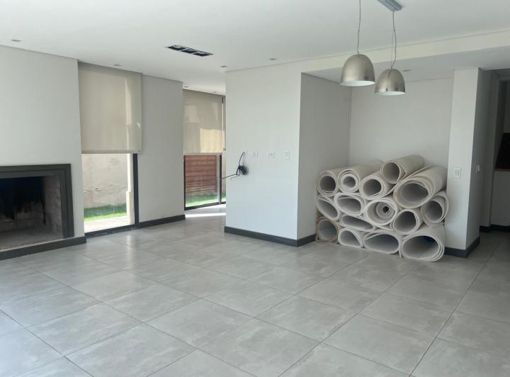 Casa en  ALQUILER 2