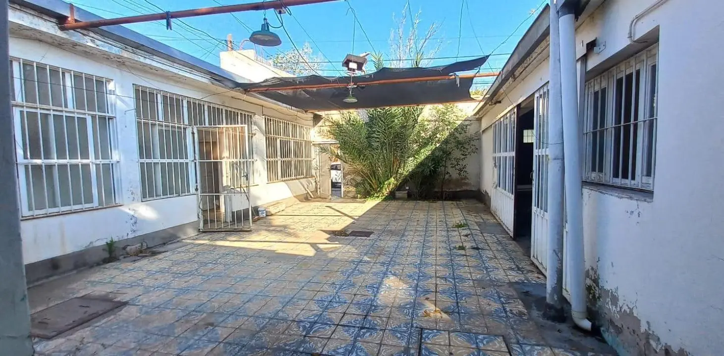 CASA EN VENTA LUJAN DE CUYO 2