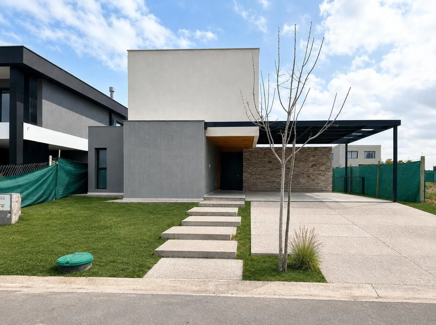 Moderna casa en alquiler en Barrio Gran Boedo 3