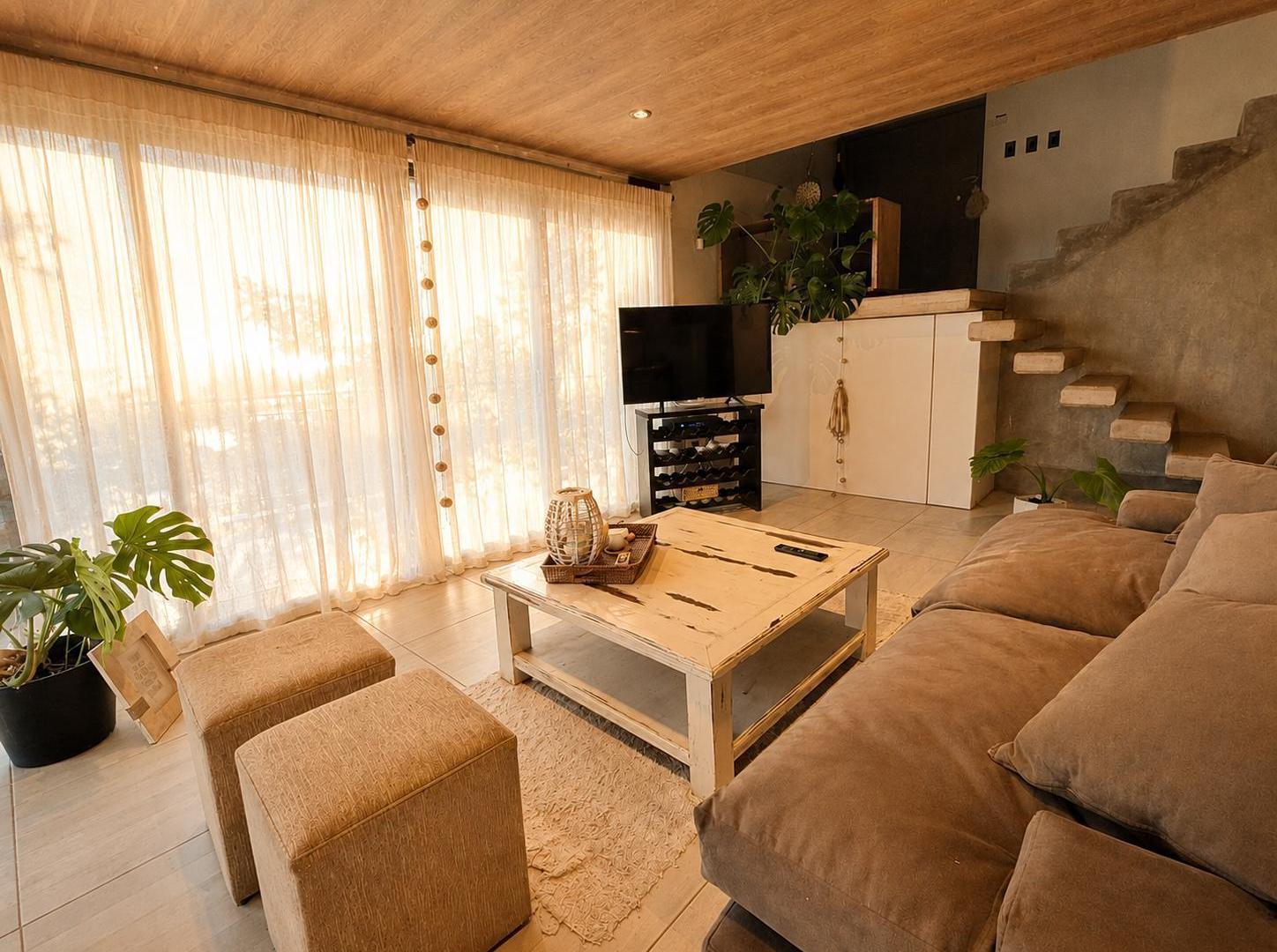 Foto de Inmobiliaria Micheletti vende casa en Barrio Laderas, imagen 2