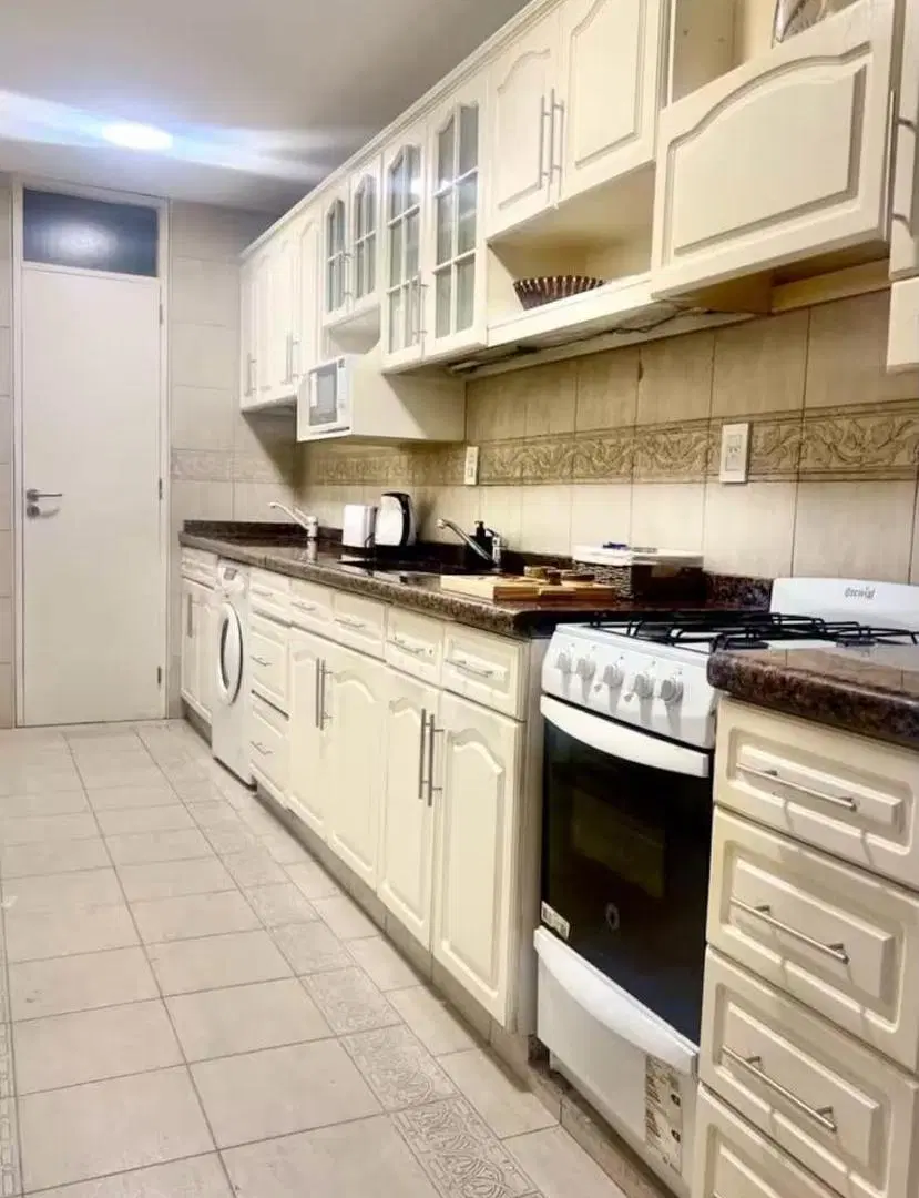 Casa en alquiler amoblada en plena quinta sección 5