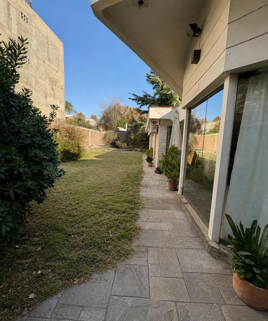 Casa Sargento Cabral entre Huarpes y Paso de lo Andes 3