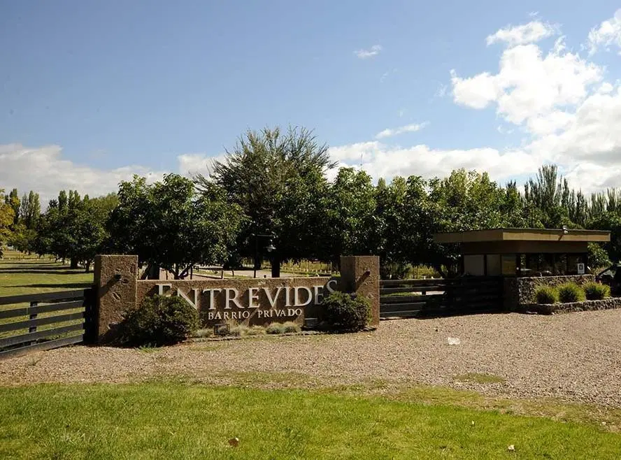 Terreno en venta en barrio Entrevides, Tupungato, Mendoza 5