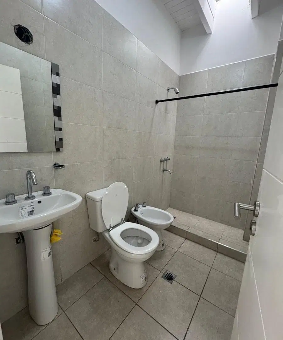 Departamento en  alquiler calle Mexico al 8100 2