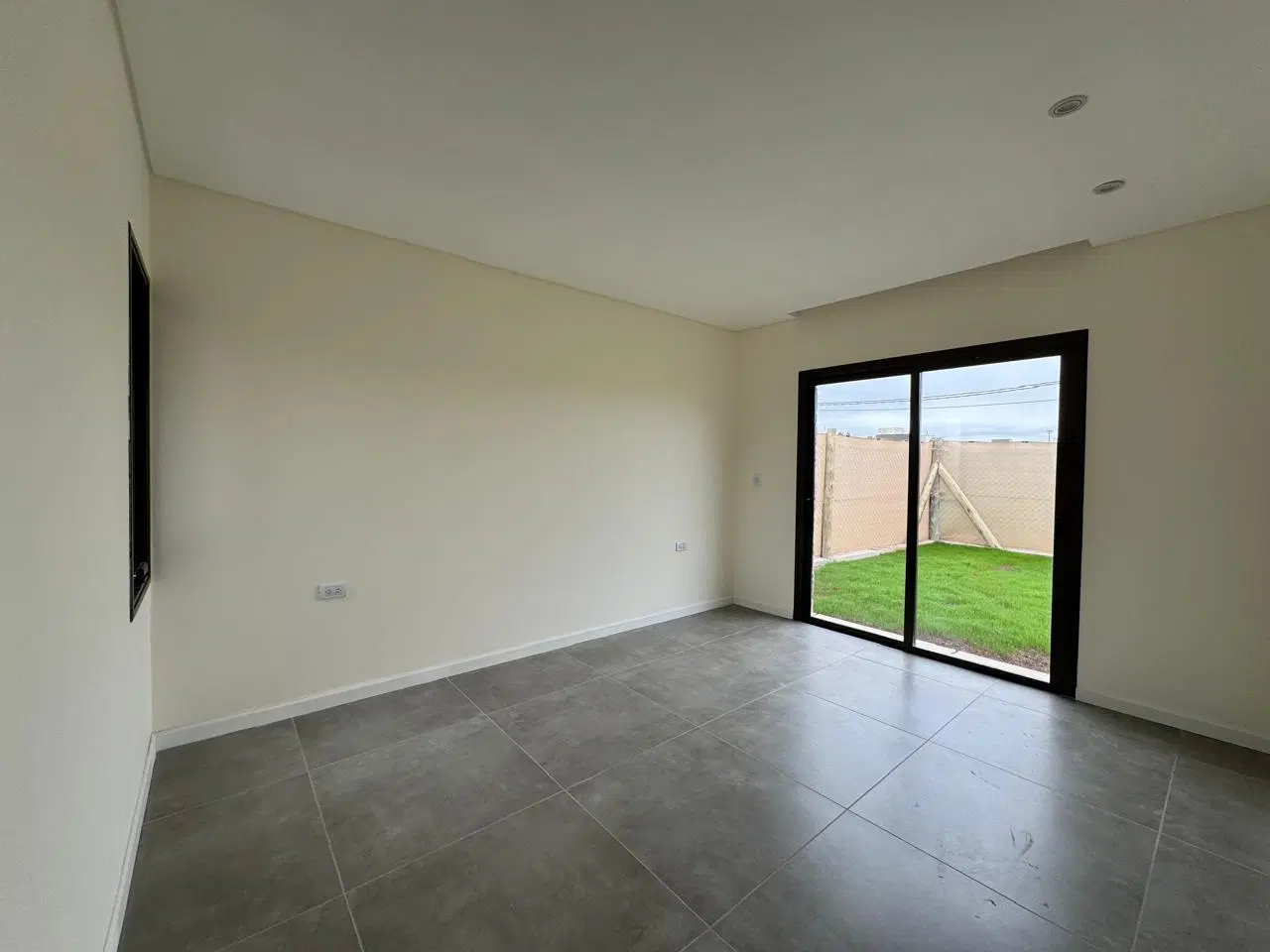 Casa a estrenar en Lar de Terrada 5
