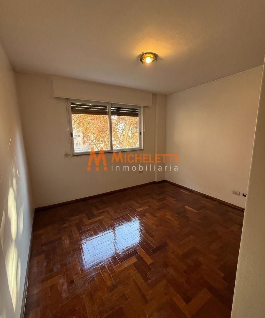 Foto de Departamento en alquiler 2 dormitorios en calle catamarca 83, imagen 4