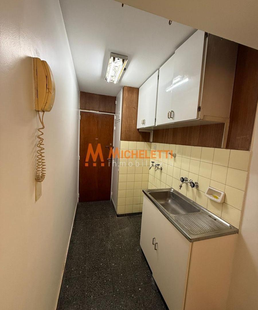 Foto de Departamento en alquiler 2 dormitorios en calle catamarca 83, imagen 5