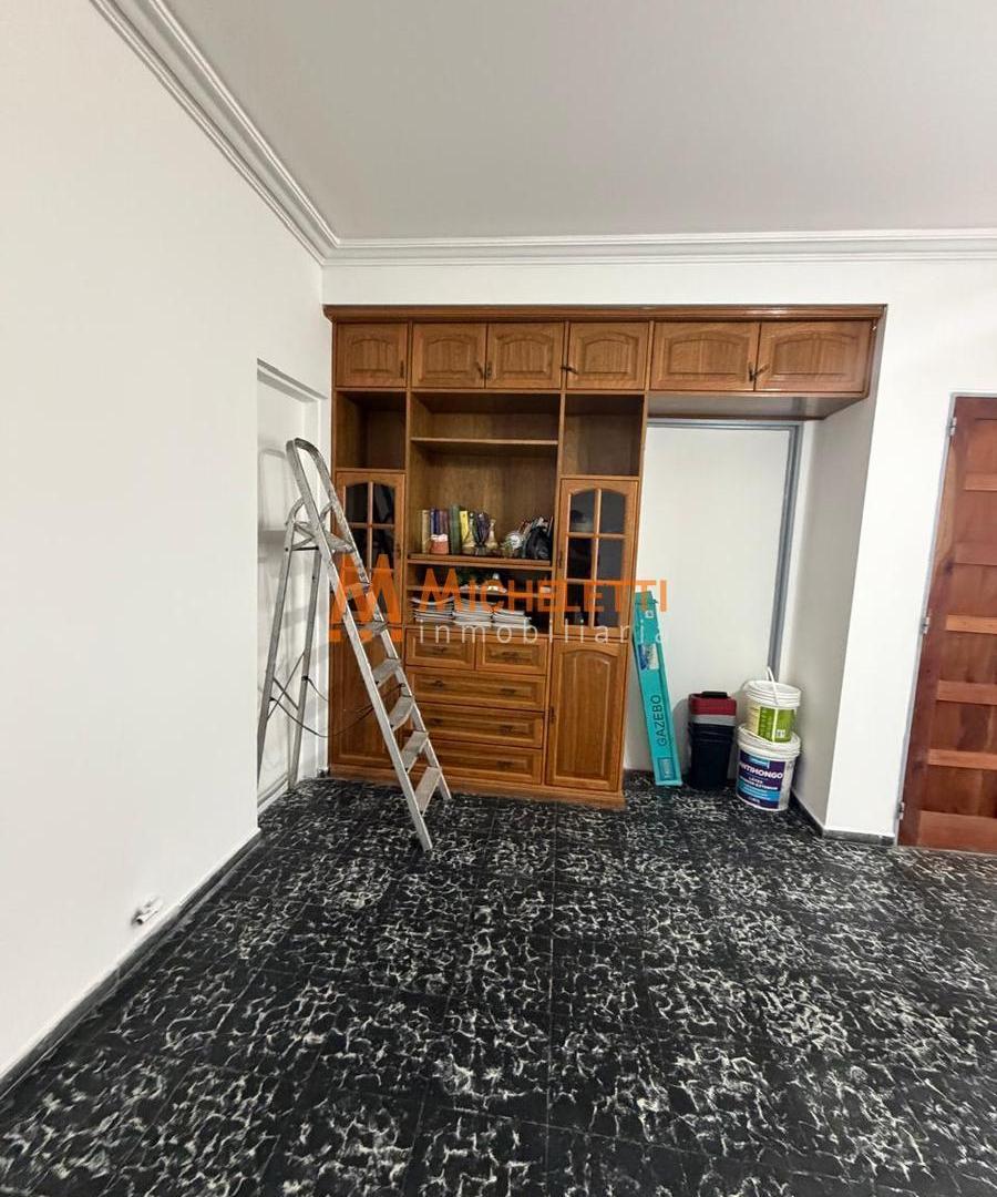 Foto de CASA EN VENTA- TORCUATO DI TELLA GODOY CRUZ, imagen 2