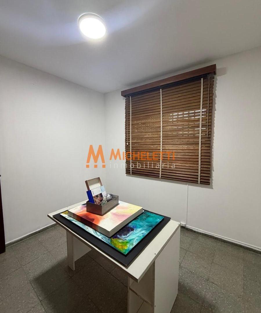Foto de CASA EN VENTA- TORCUATO DI TELLA GODOY CRUZ, imagen 5