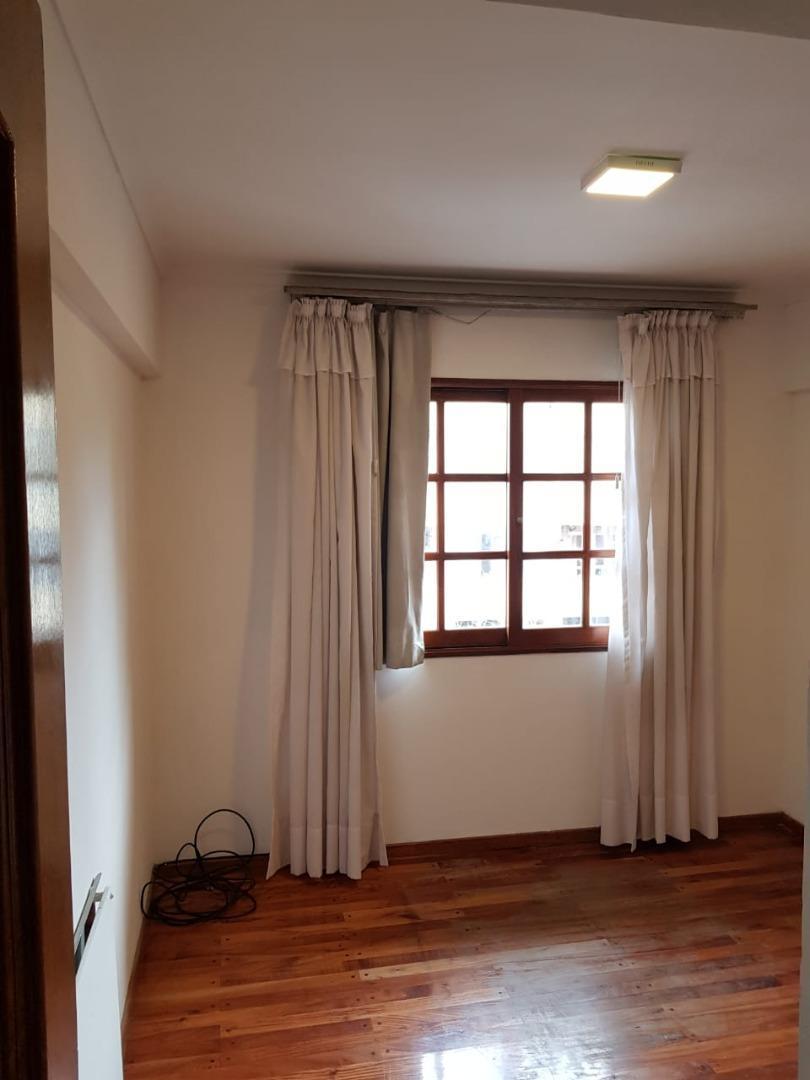 Foto de DEPARTAMENTO EN CALLE 25 DE MAYO - TRES DORMITORIOS, imagen 4