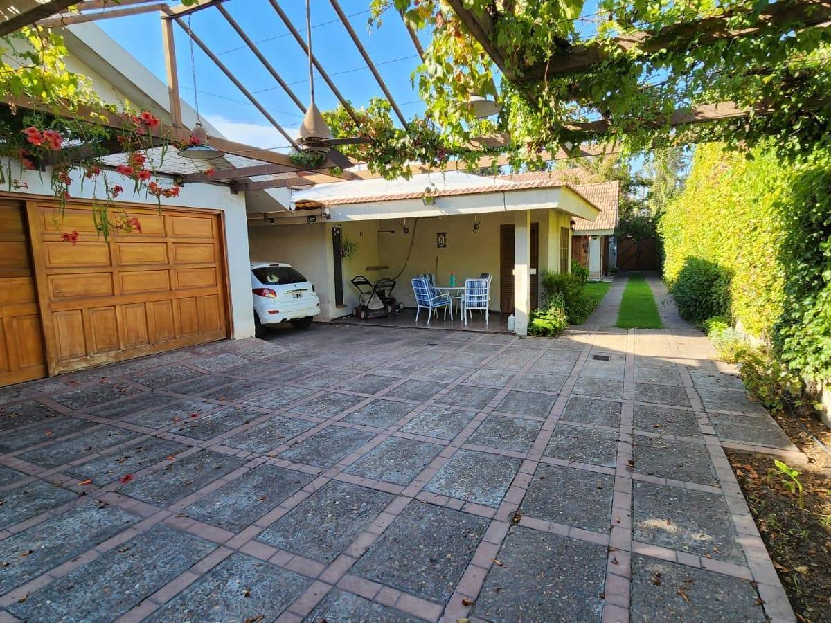 Casa en Guaymallen con Jardin y Piscina 4